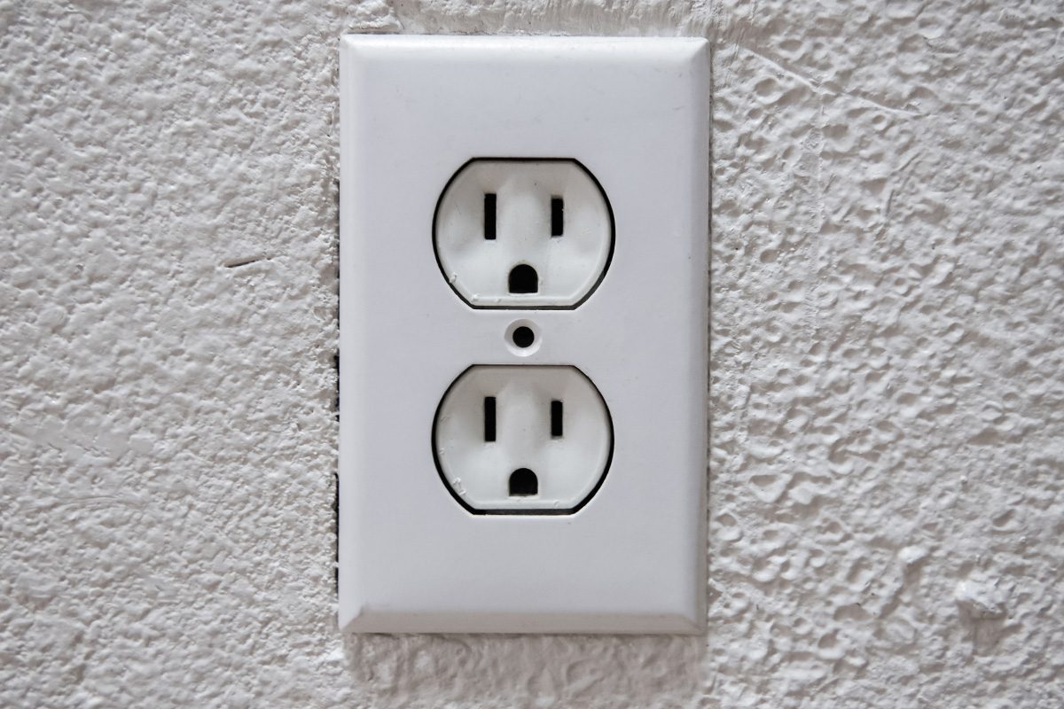 7 Reasons Your Phone Isn't Charging