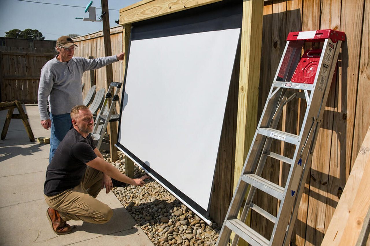 Tyler Smith's Backyard Movie Night Build Is an Upgrade You'll Want to Steal