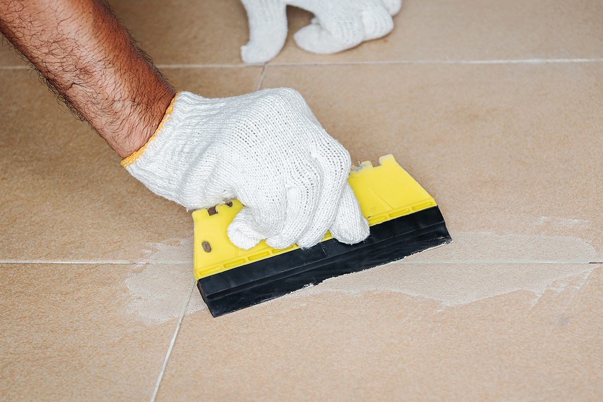 A Simple Recipe For a Homemade Grout Cleaner