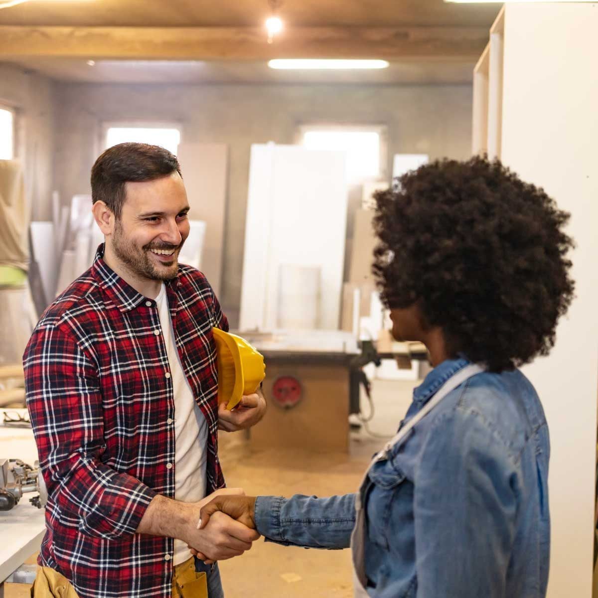 Crucial Differences Between Licensed & Unlicensed Contractors
