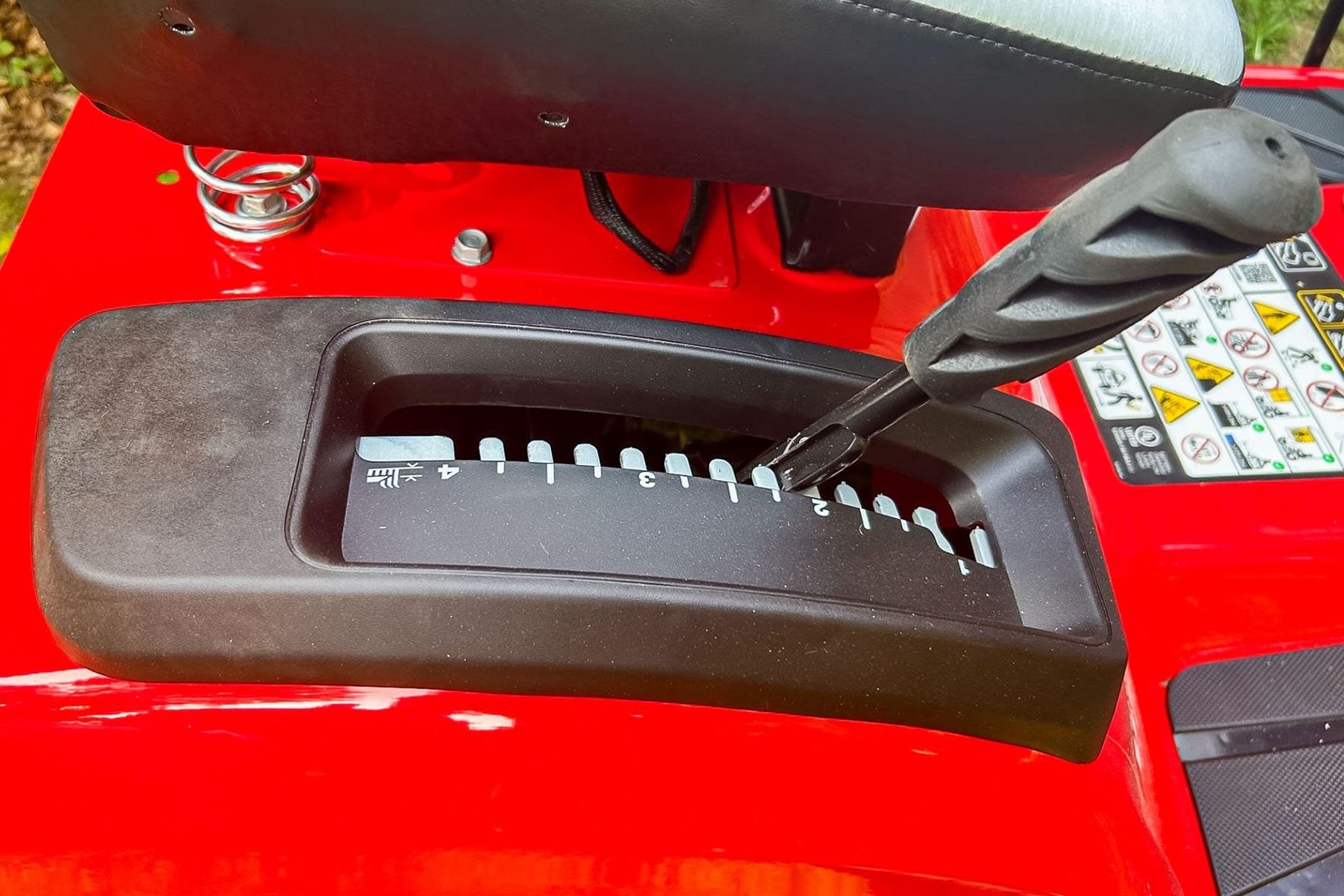 We Tried the Craftsman Electric Lawn Mower, a Riding Mower for Tight Spaces