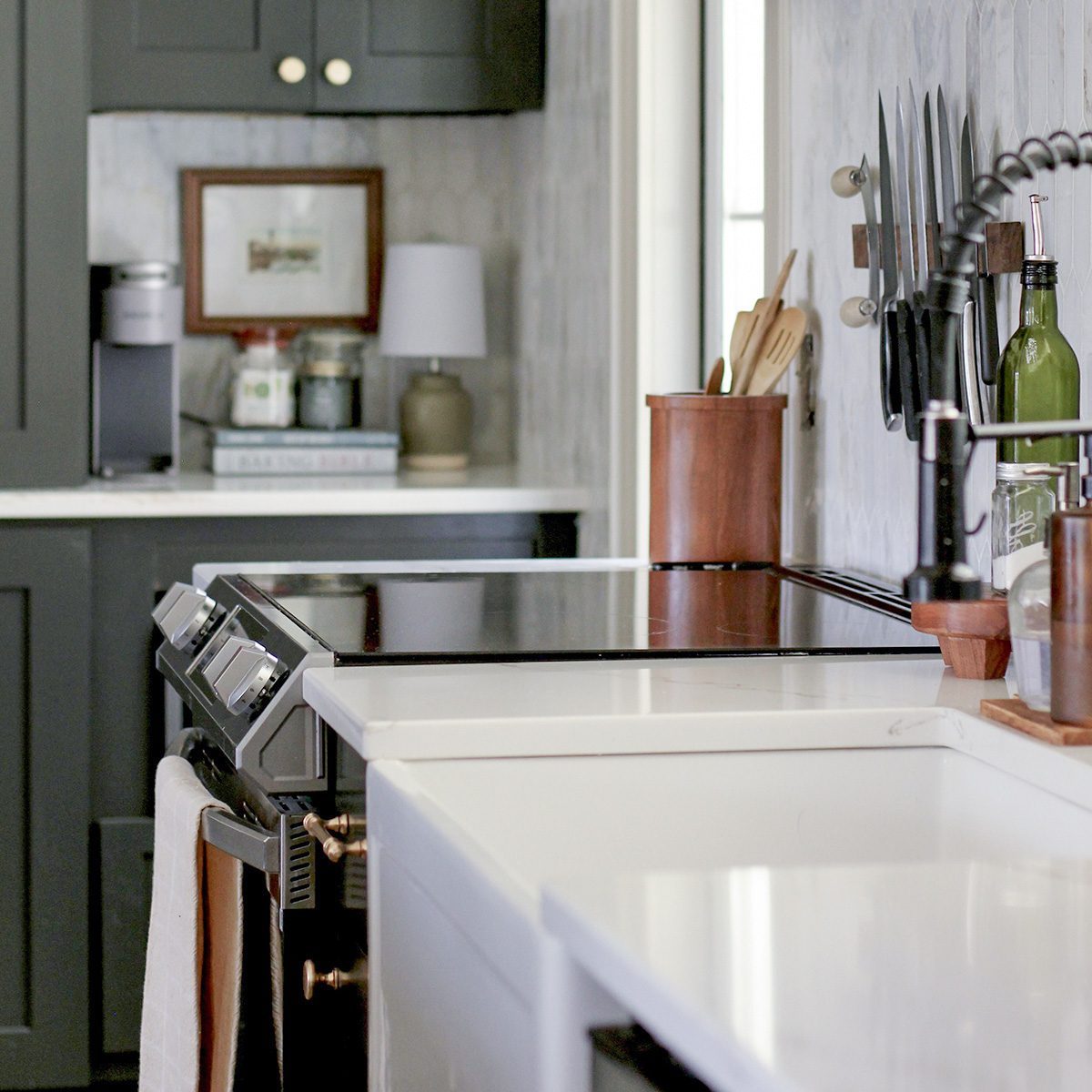 Why Farmhouse Sinks Are the Best, And No Other Sink Even Comes Close