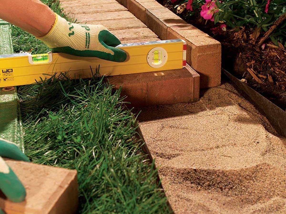 Why You Should Consider Creating a Garden Bed Edging
