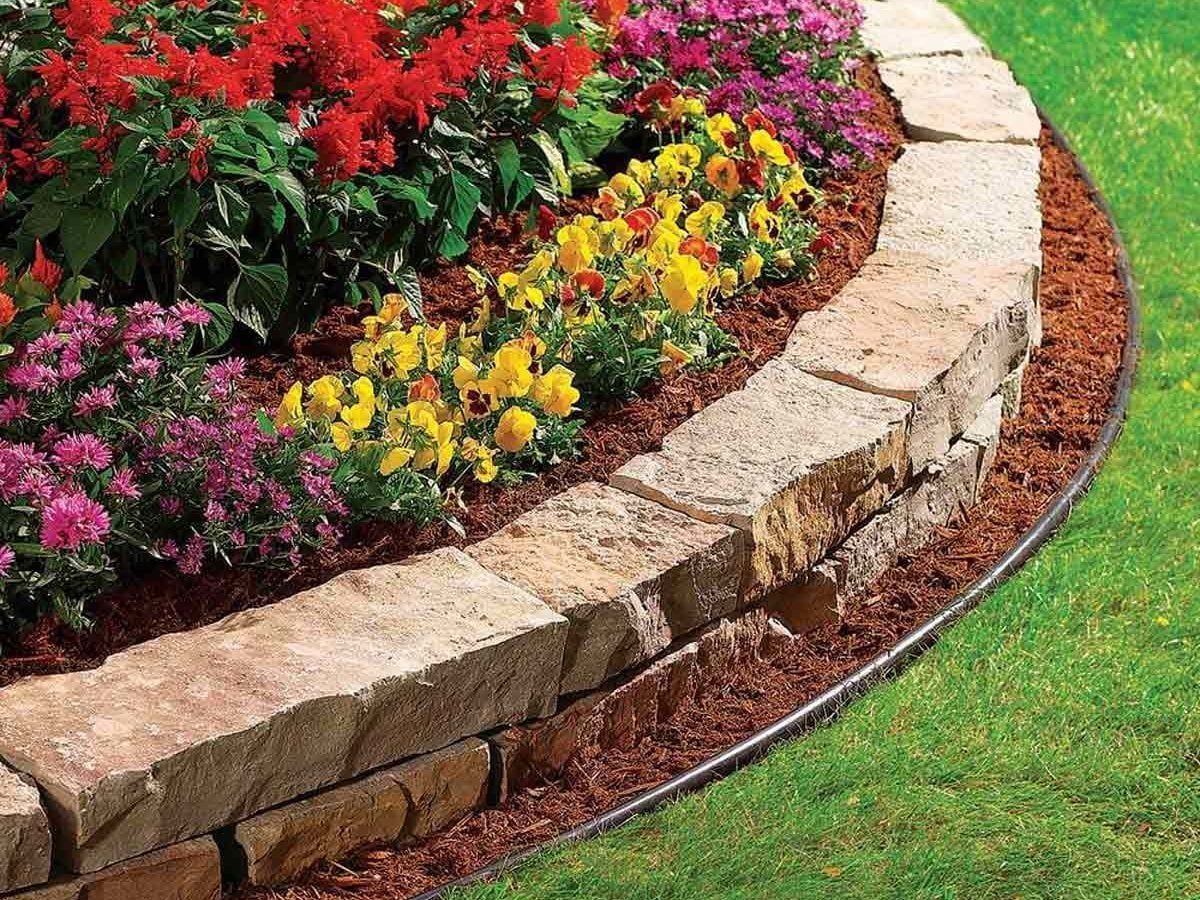 Why You Should Consider Creating a Garden Bed Edging