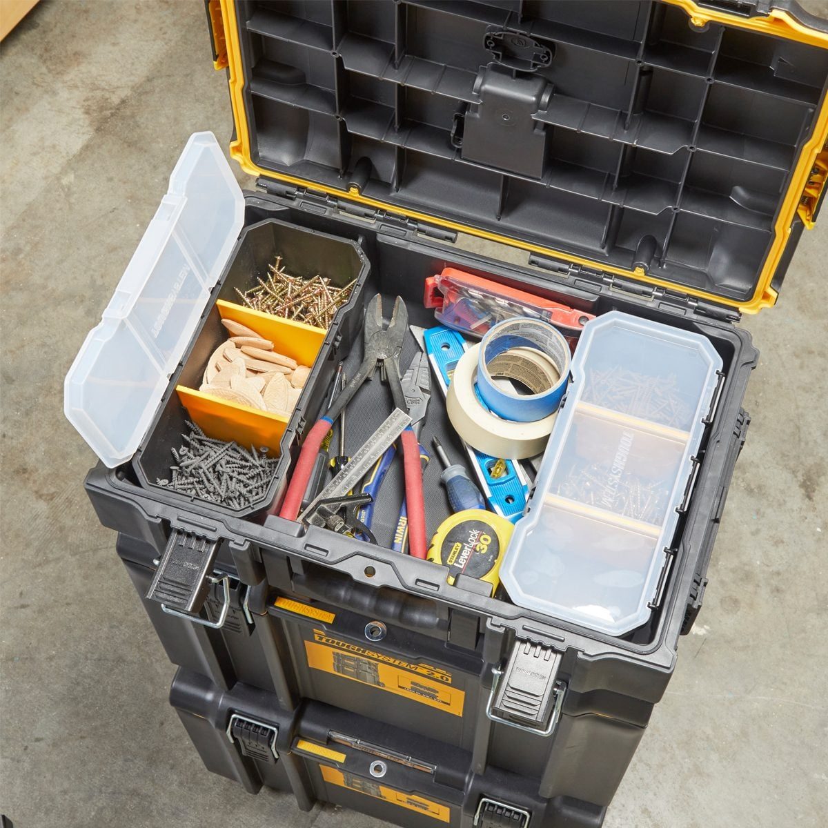 Dewalt Rolling Tool Box: Features, Tested and Reviewed