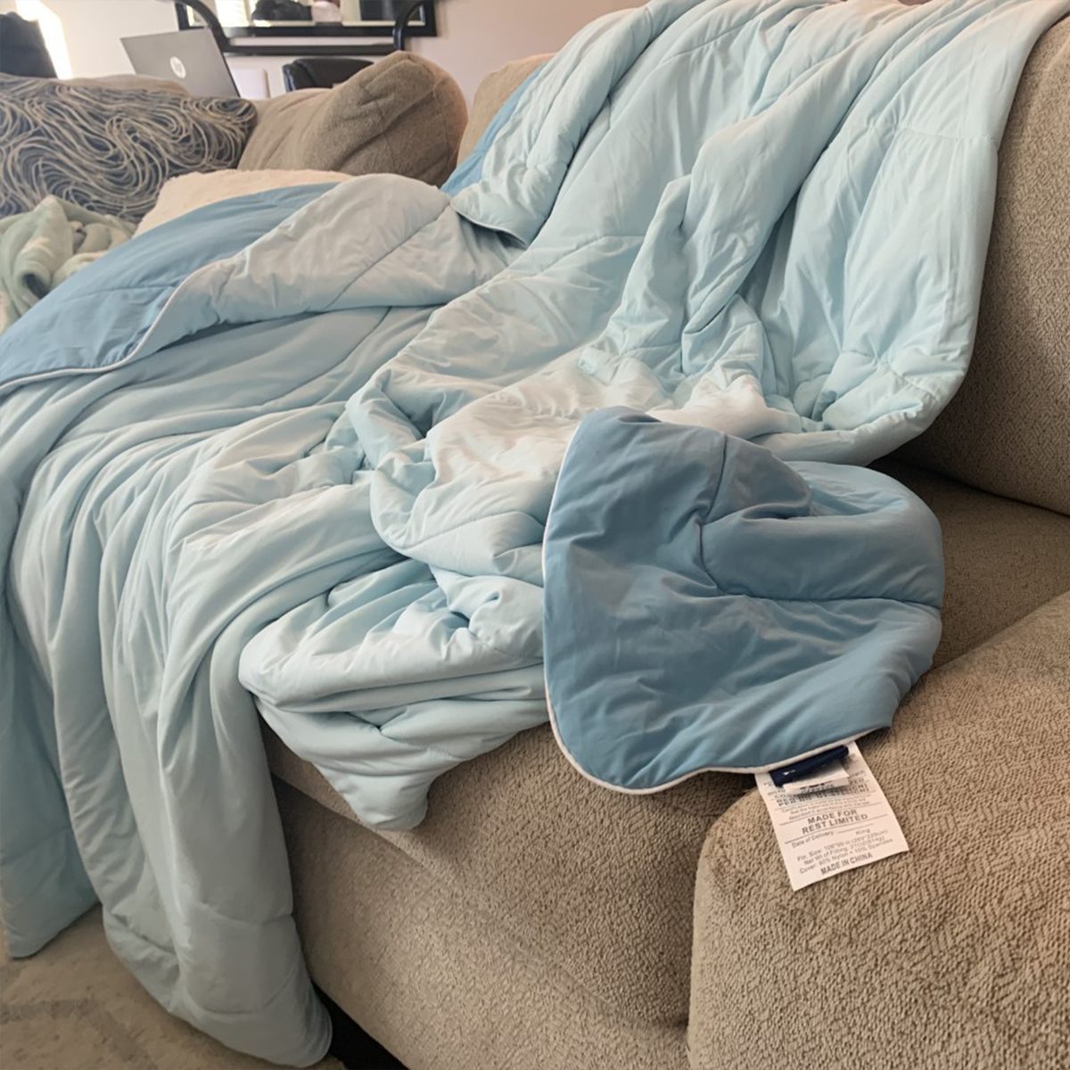 Evercool Cooling Comforter Review: Enhancing Your Sleep Experience with Rest