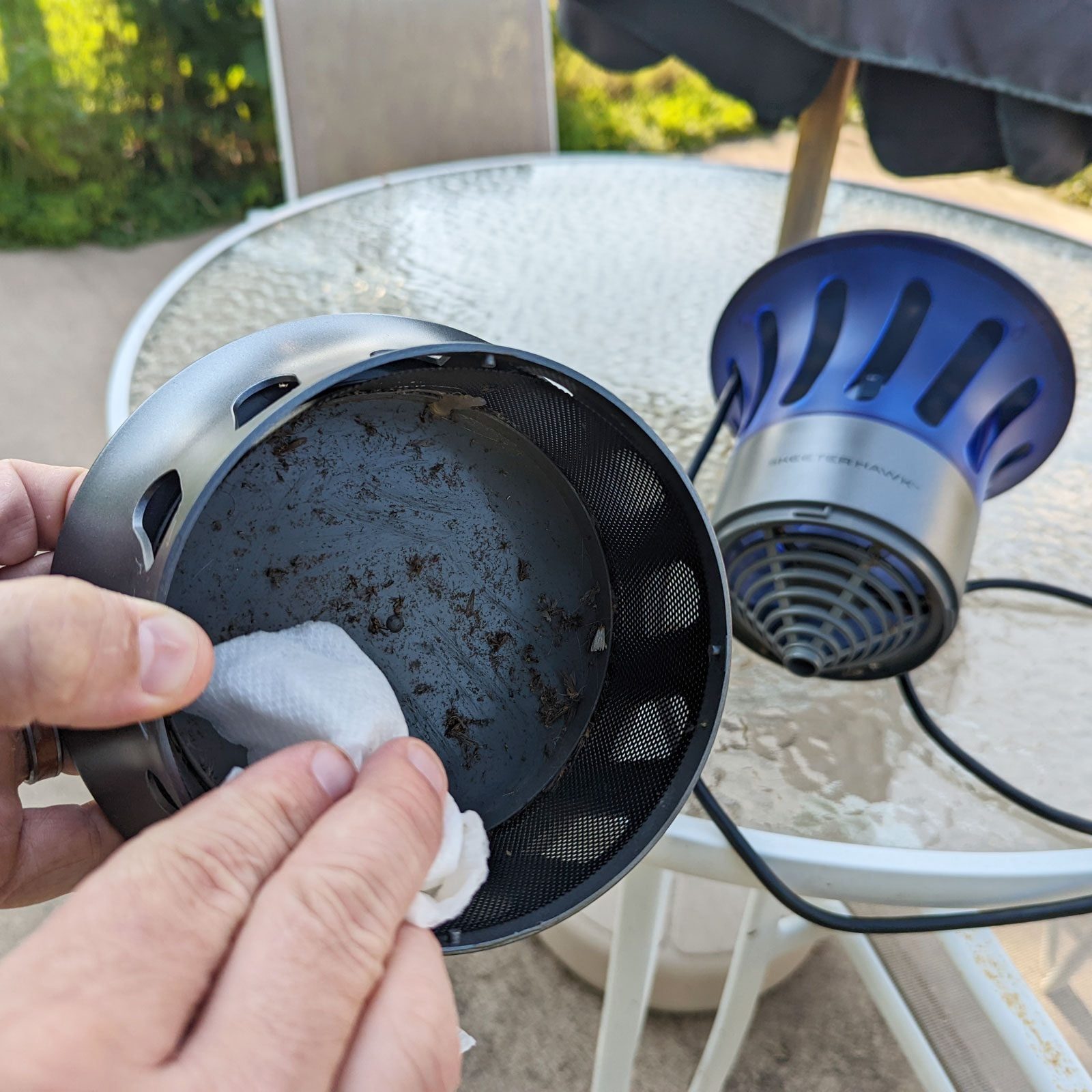 The Skeeter Hawk Mosquito and Fly Zapper Review