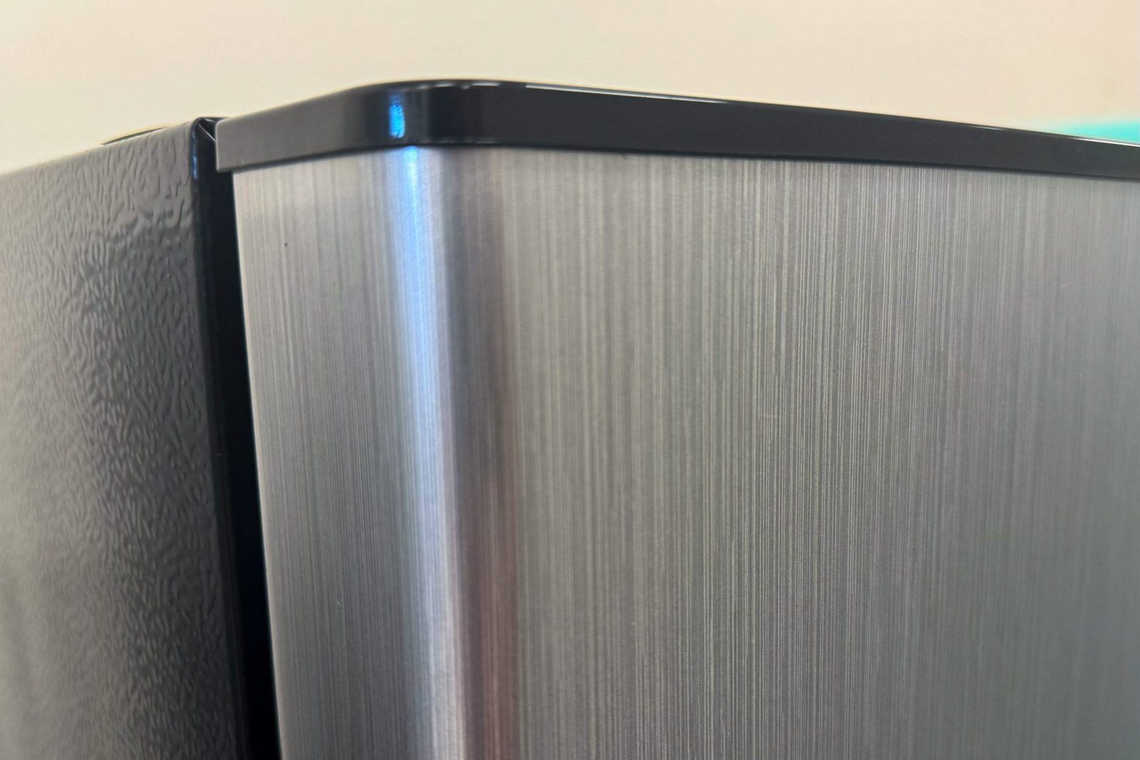 Insignia Mini Fridge With Top Freezer