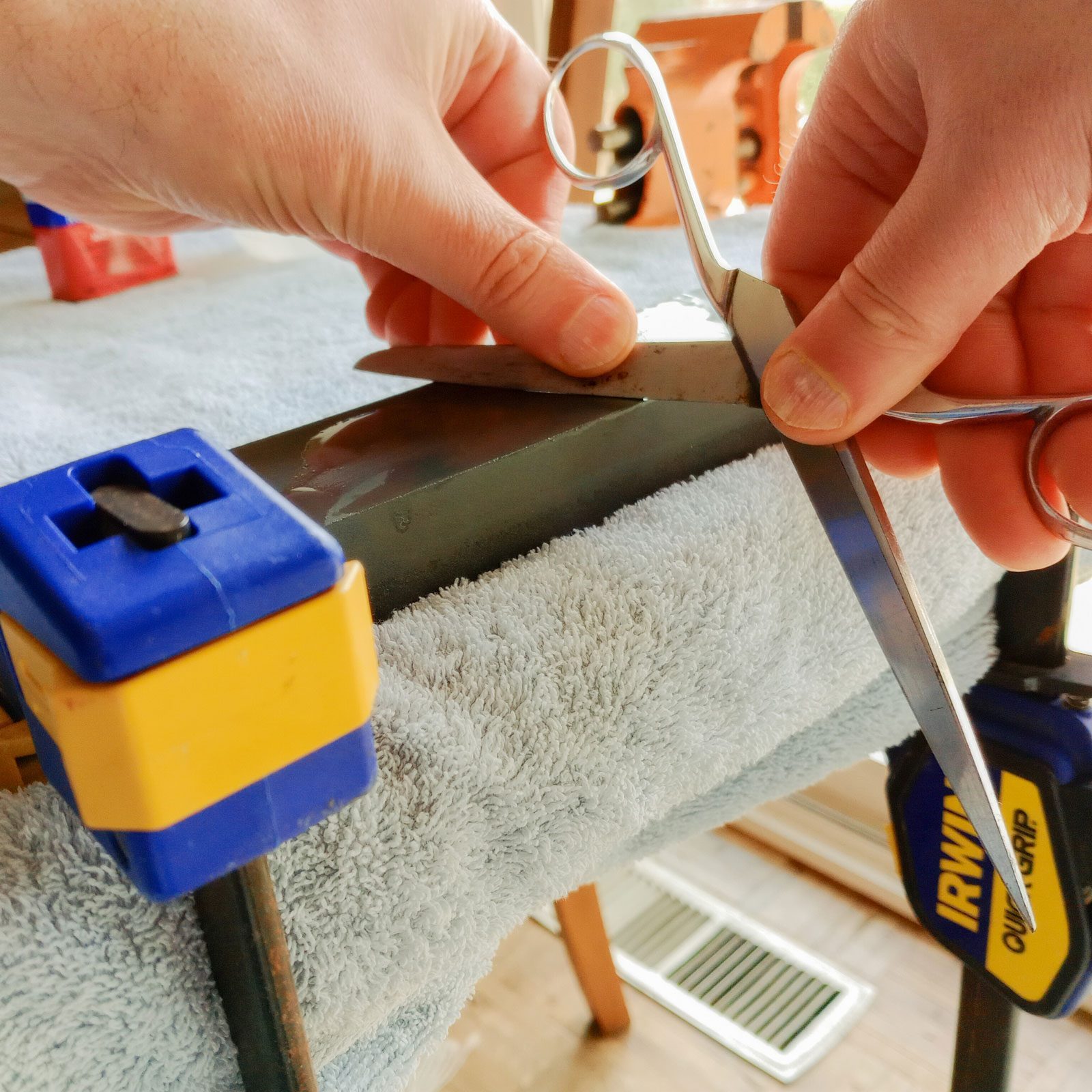 Using A Bench Whetstone
