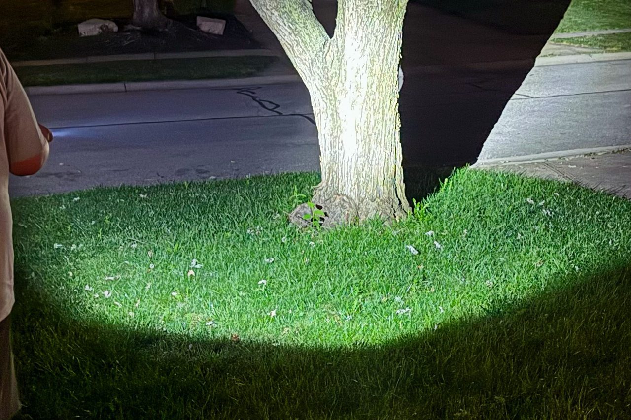 Olight Arkpro Ultra flashlight brightness test at night