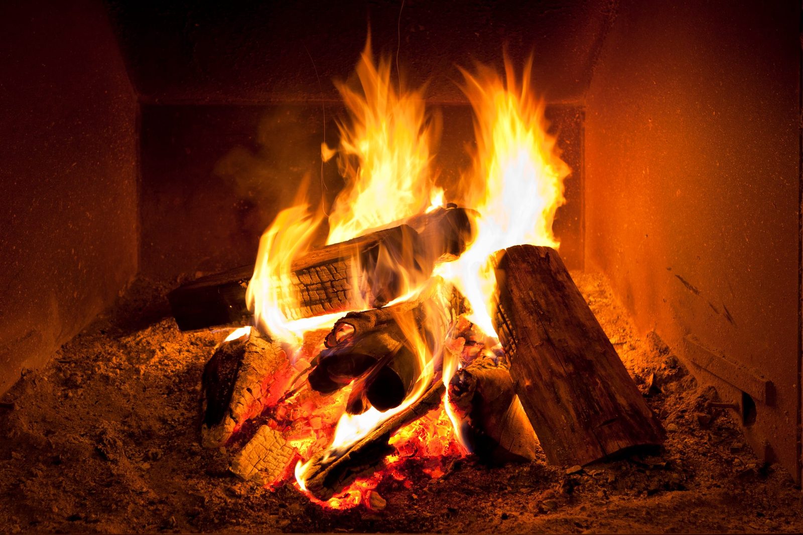 How Much Firewood Will I Need This Winter?
