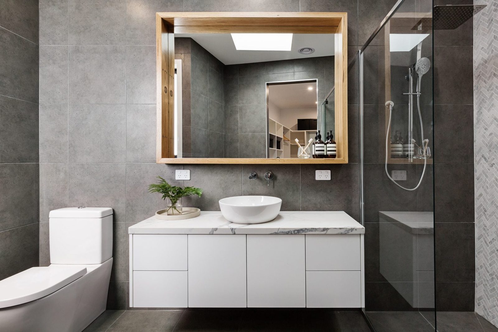 Everything You Need To Know About Bathroom Vanities