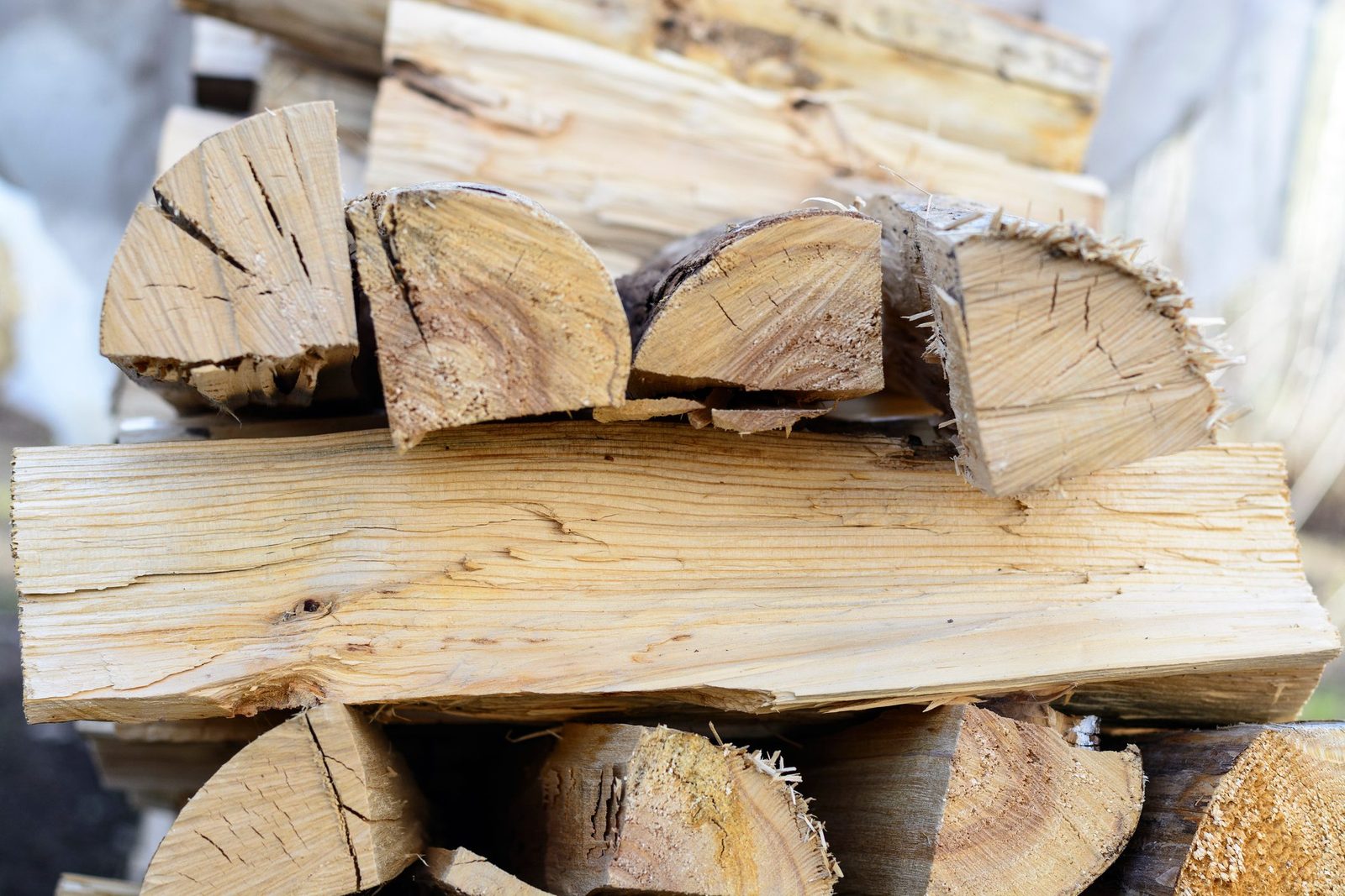 What To Know About Kiln-Dried Firewood
