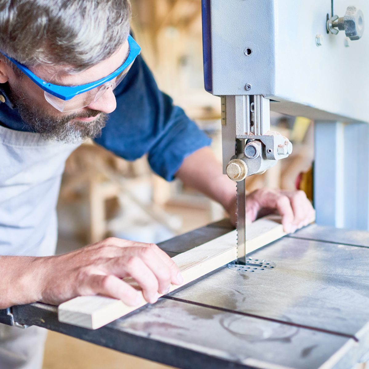 Scroll Saw vs. Band Saw: What's the Difference?