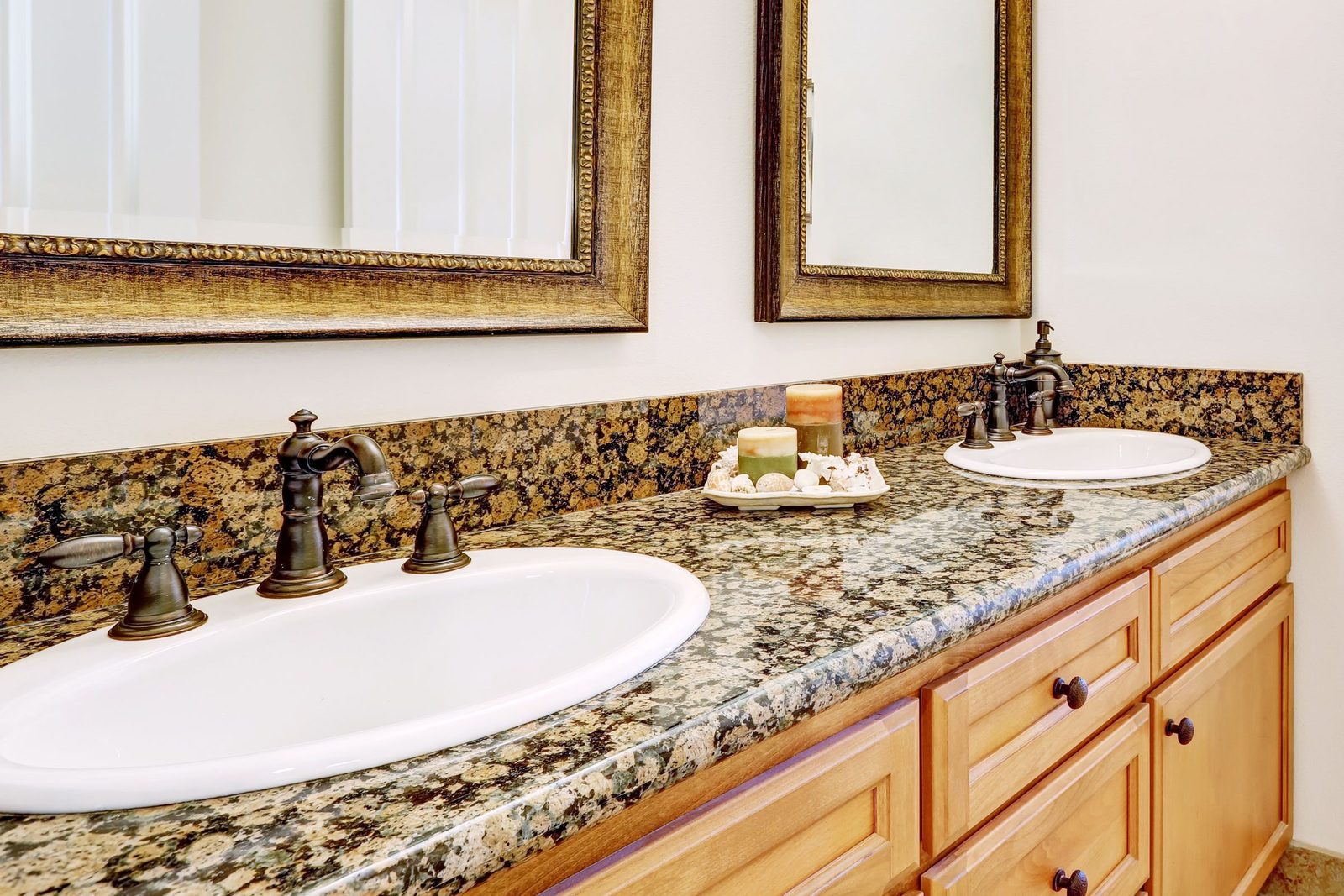 Choosing Bathroom Countertops: Which Style Is Best for You?