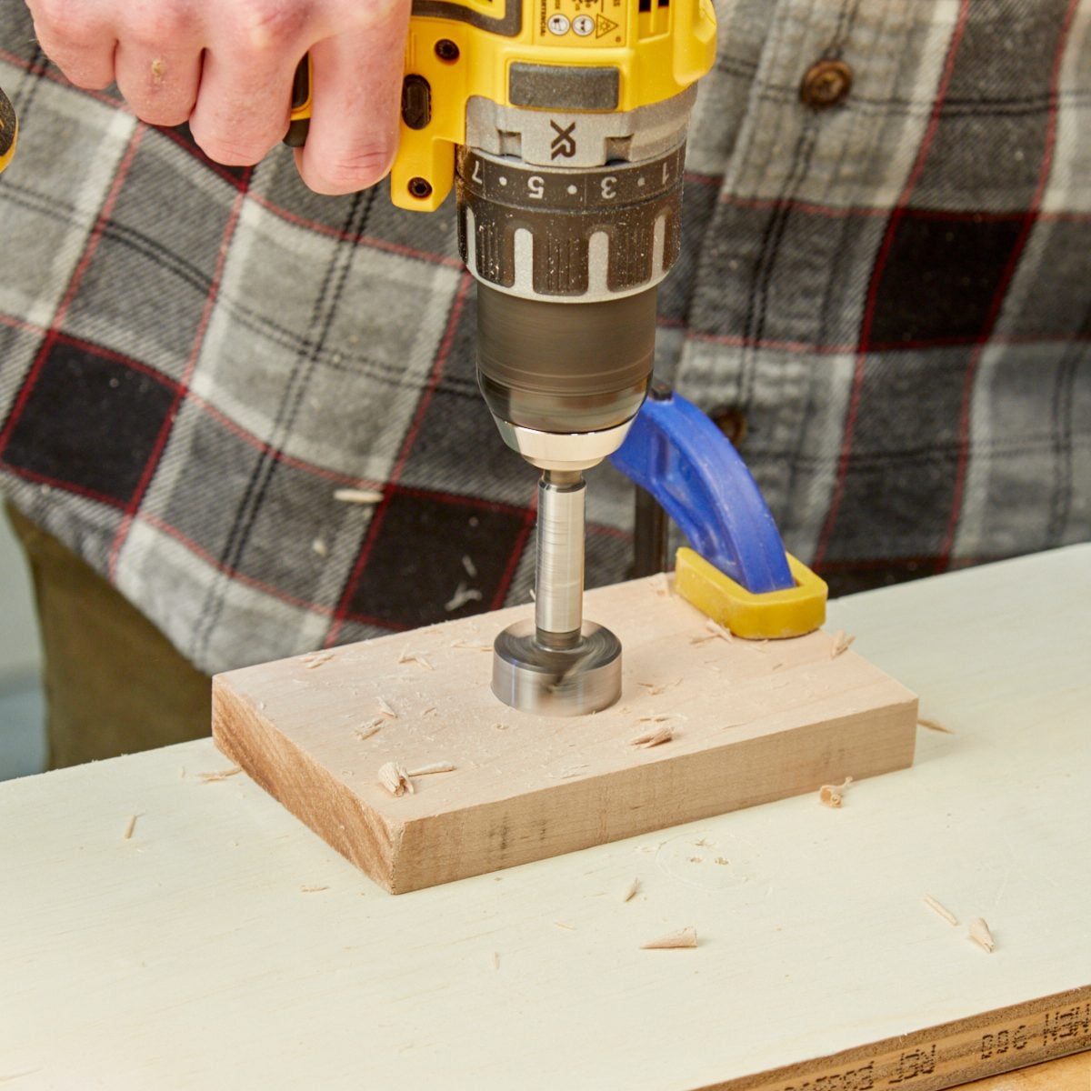 Join Miters Easily With this Miter Joint Clamp