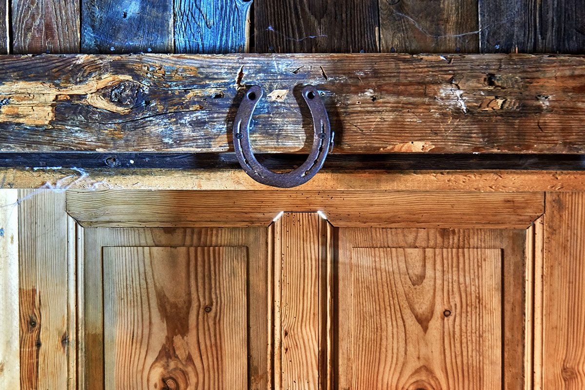 If You See a Horseshoe on a Barn, Here's What It Means
