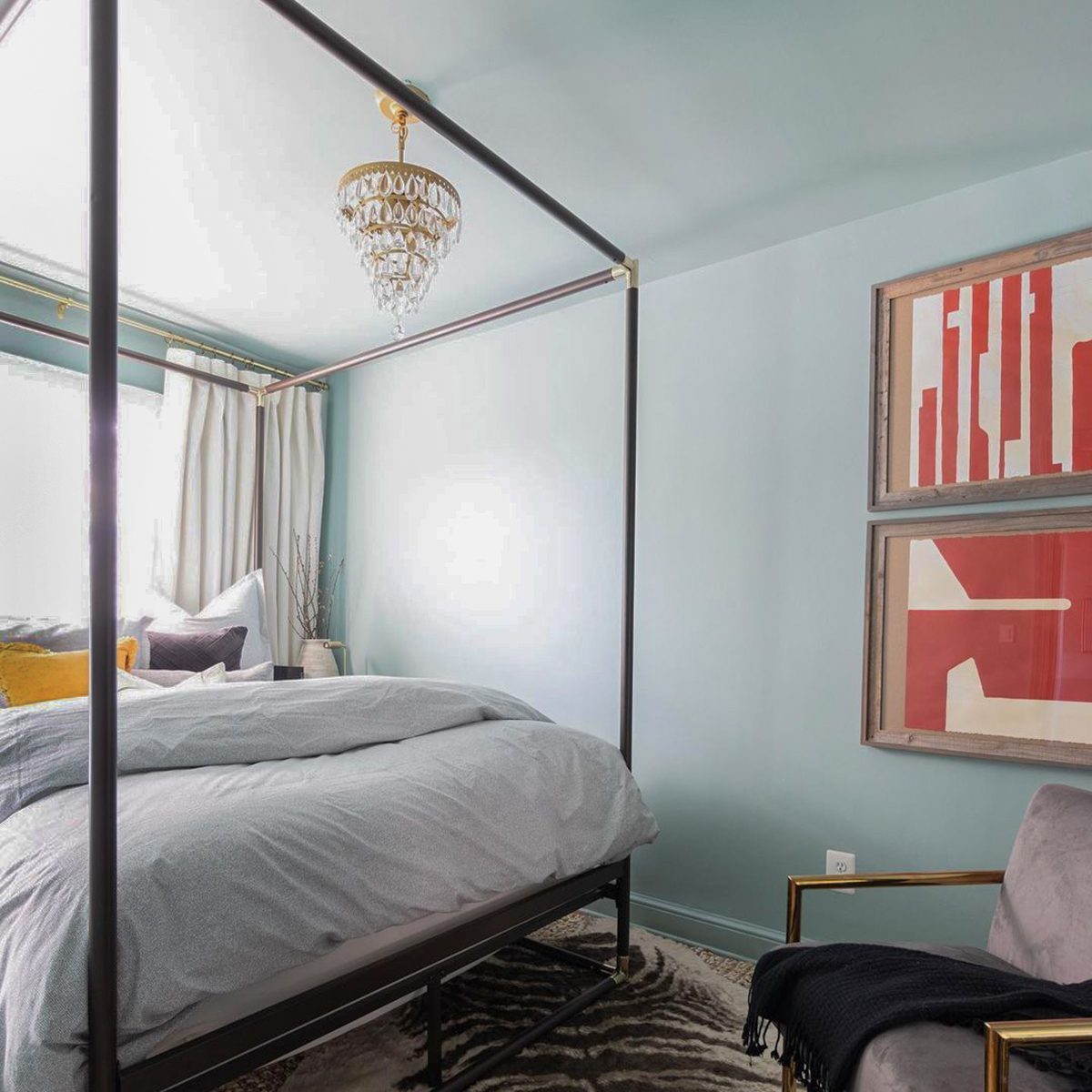 Things to Consider When You Put a Bed in Front of a Window