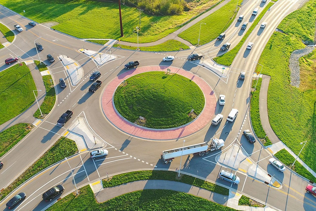 Roundabout Rules: What You Should and Shouldn't Do Explained