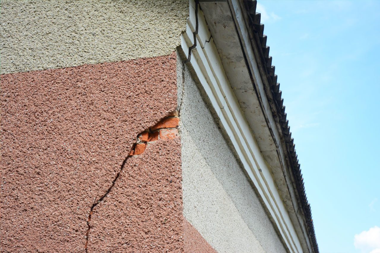 If Your House Keeps Making Cracking Sounds, Here's When to Worry and When to Relax