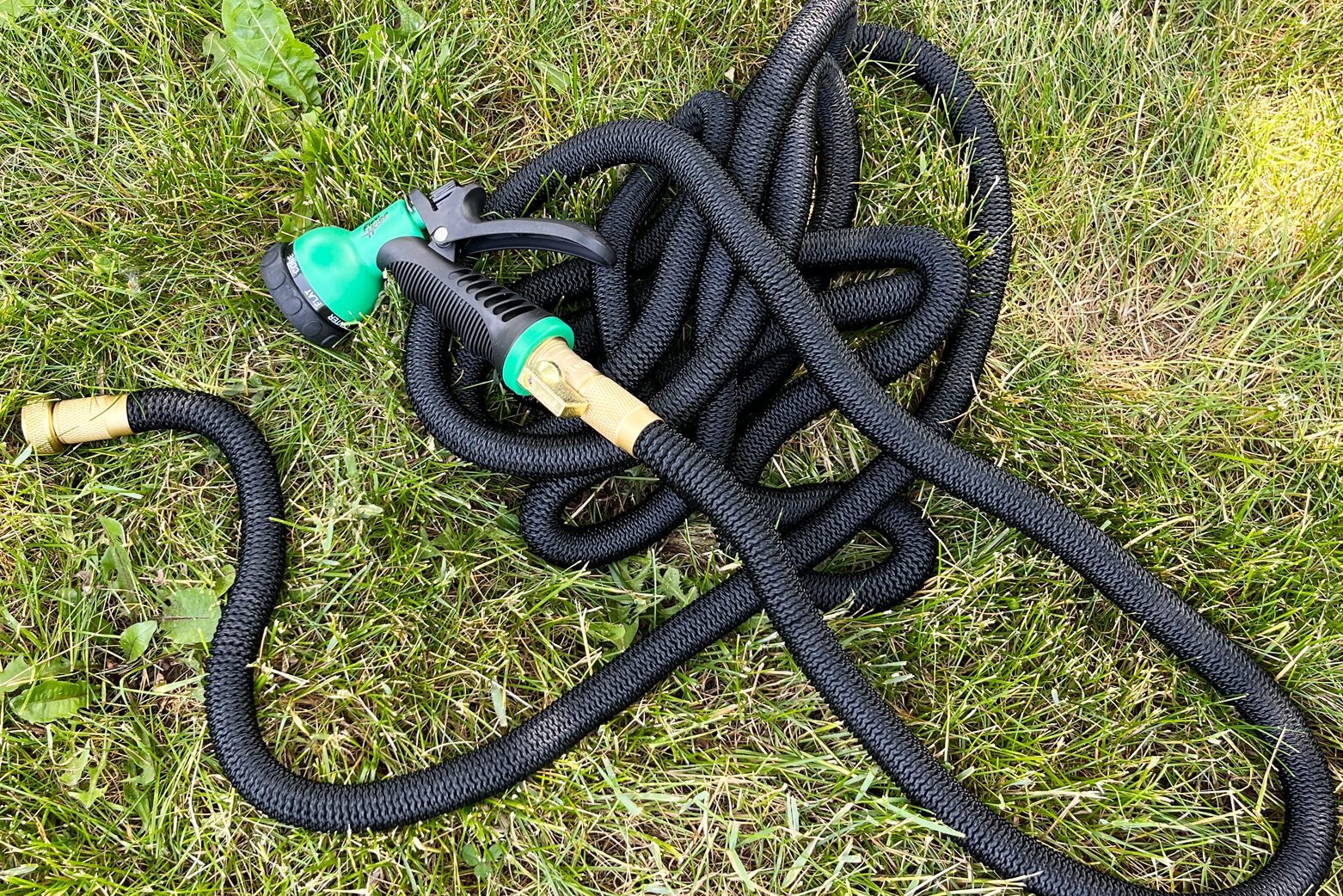 Is the Flexi Hose the Best Expandable Garden Hose on the Market? We Tested It to Find Out.