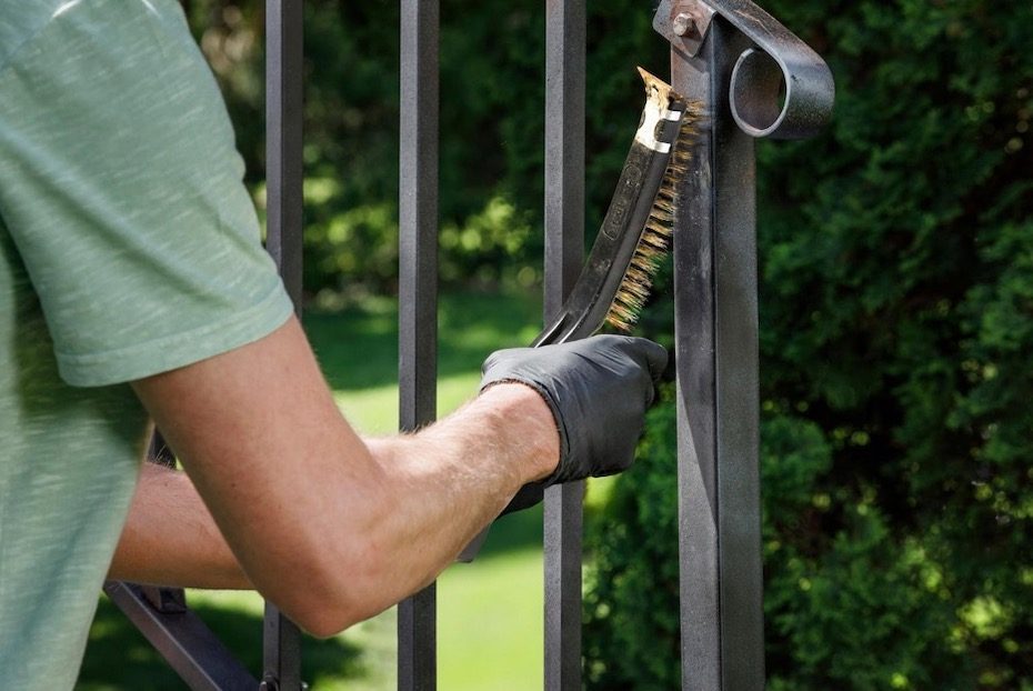 How to Restore a Wrought Iron Railing