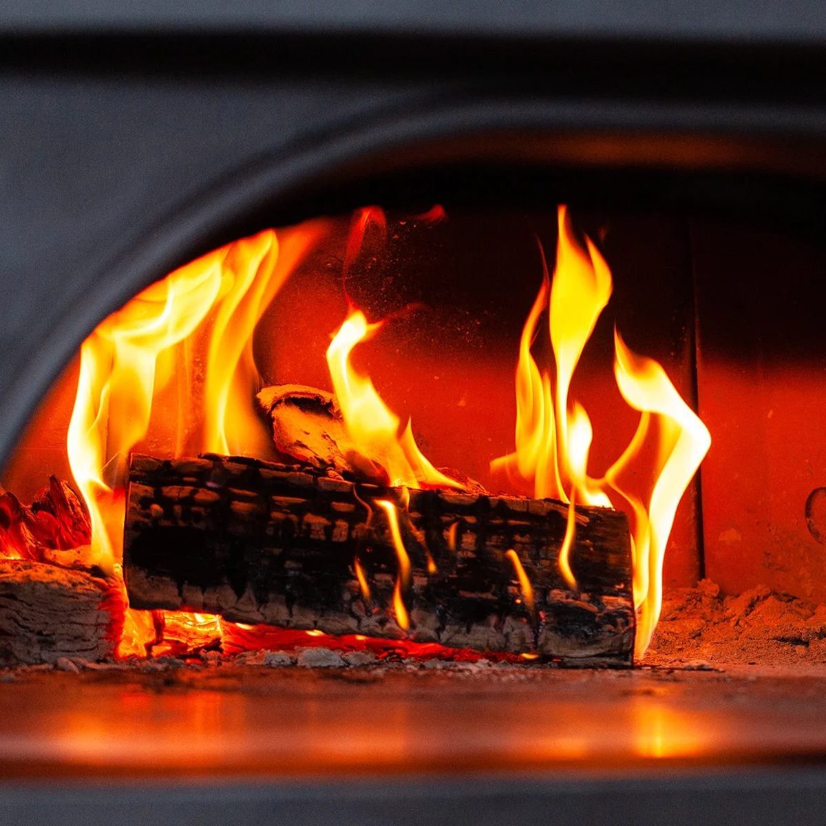 Gozney Roccbox Review: This Restaurant-Grade Pizza Oven Cooks Neapolitan Pies in 60 Seconds