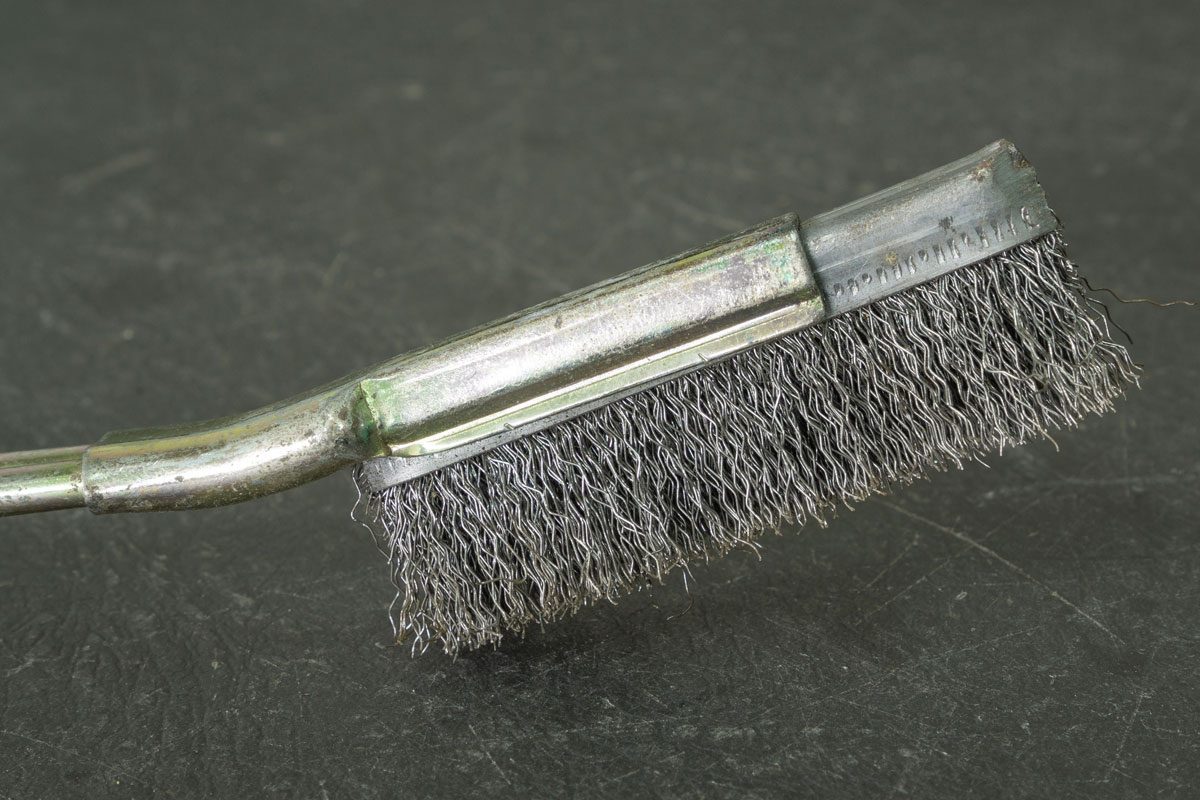 Tips for Choosing the Right Tools, Supplies, and Paint for Rusted Metal
