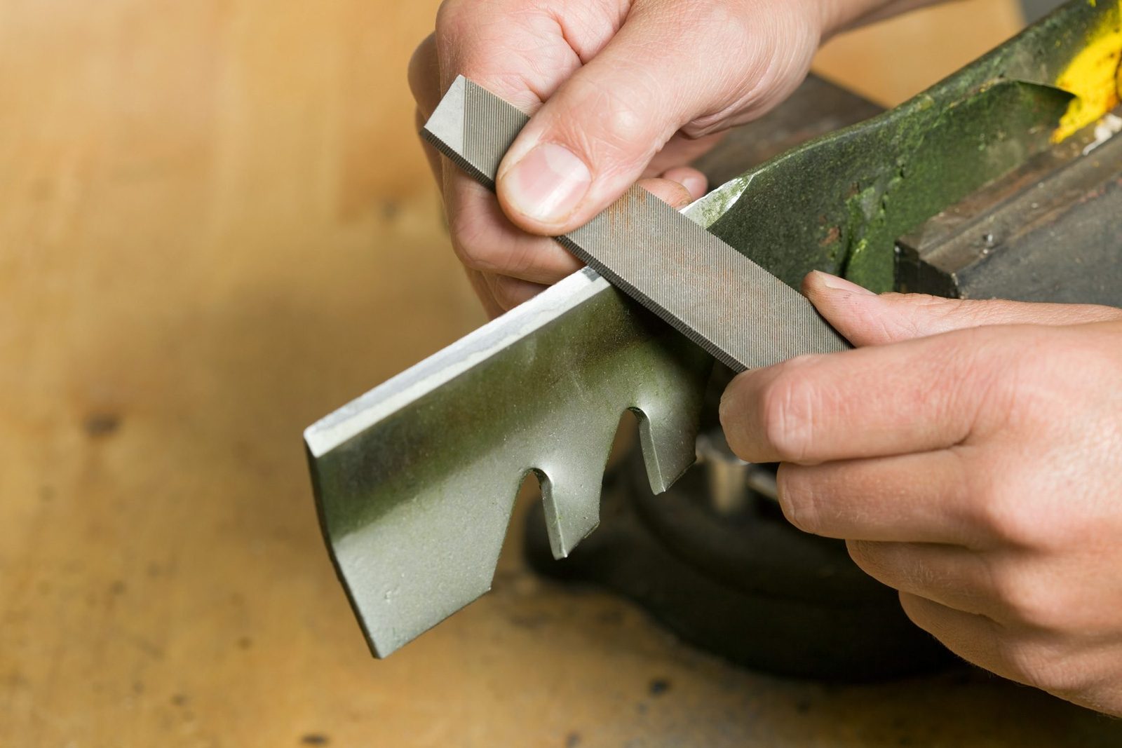 Spring and Fall Lawn Mower Maintenance Checklist