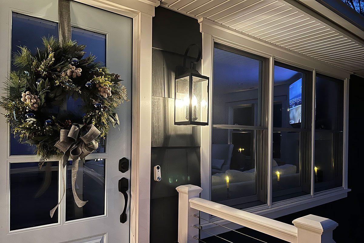 This Lighting Trick Makes Any Home a Cozy Holiday Retreat for Less Than $35