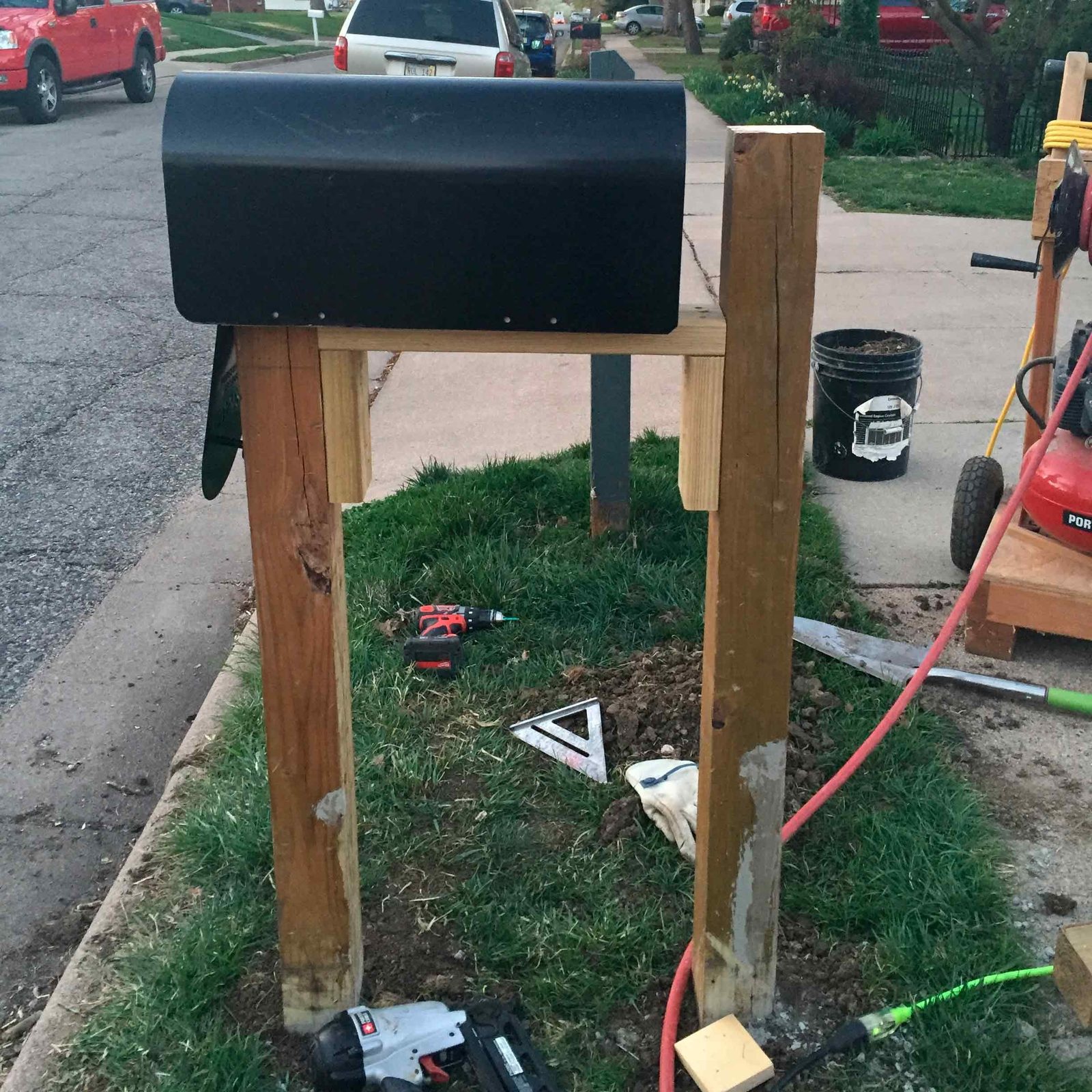 Reader Project: DIY Solid Cedar Mailbox