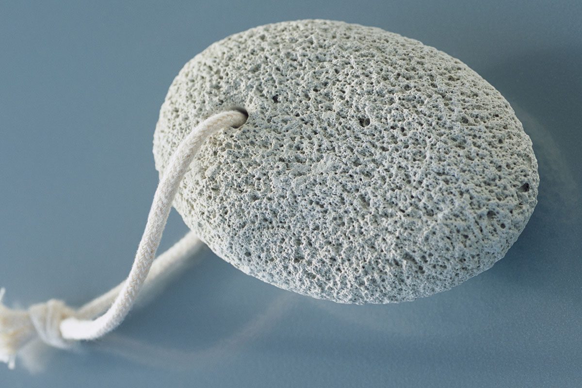 It Might Be Time to Toss That Wire Grill Brush