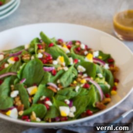 σαλάτα σπανάκι με ρόδι | AFoodCentricLife.com