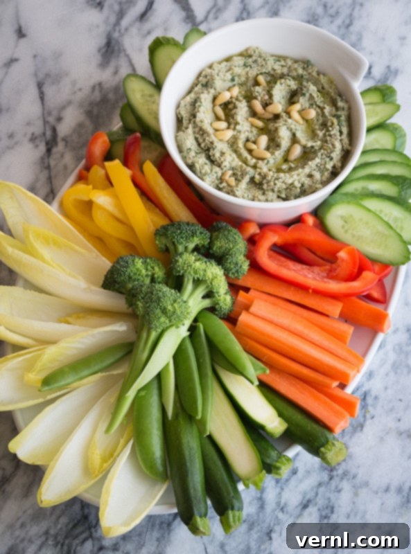 Πιατέλα Crudités με ντιπ.