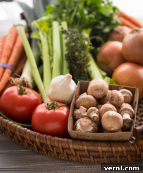 Σπιτικός Ζωμός Λαχανικών | A FoodCentricLife.com