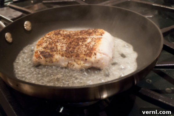 Lemon Caper Halibut -1020220 Τηγανητό χάλιμπατ | afoodcentriclife.com