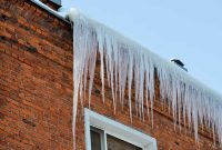 Clear Ice Dams From Your Roof