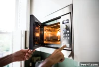 Your Essential Guide to Buying the Right Microwave