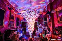 Mounting an Inverted Christmas Tree