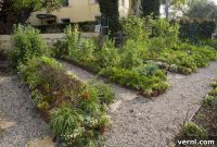 A Gardener’s Green Handbook