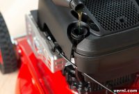 Your Lawn Mower’s Oil Filter: Inspection and Replacement Guide