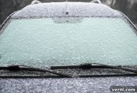 Homemade Windshield Defroster Spray