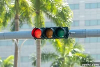 Mastering Horizontal Traffic Lights: Decoding Their Design and Directives