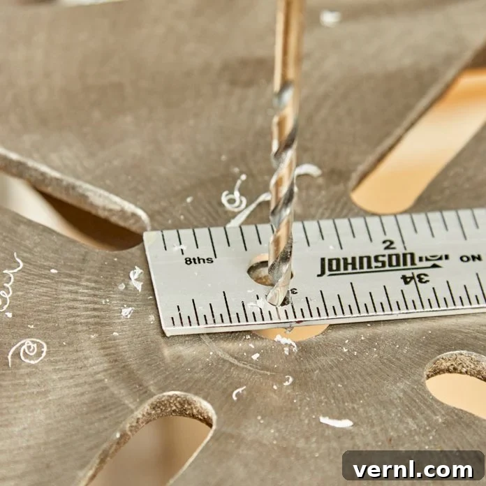 HH keyhole ruler for workbench