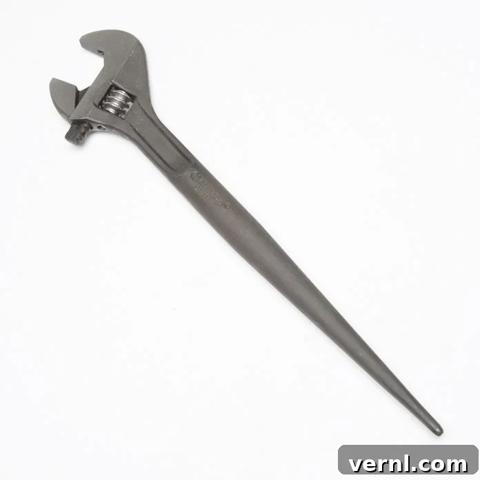 Essential Spud Wrench for Bolt Alignment and Construction