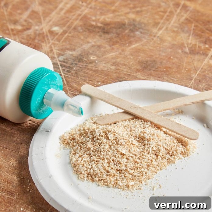 DIY Wood Filler: Your Workshop Has the Ingredients 2 HH DIY wood filler saw dust