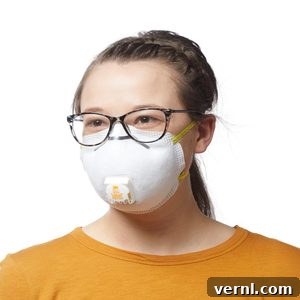 disposable dust mask with exhalation valve
