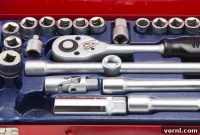 Bypassing a Locking Lug Nut When the Key is Missing