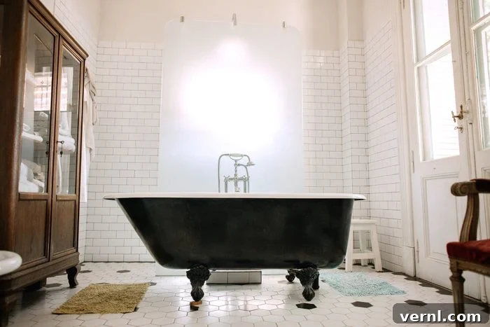 Clawfoot Tubs: A Comprehensive Guide 2 Free standing clawfoot tub in large bathroom
