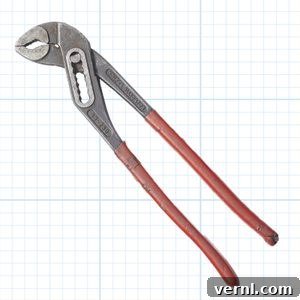 Evergreen Engines: The All-Season Maintenance Masterclass 25 Small Engine Tools Fh22apr 617 10 007 001